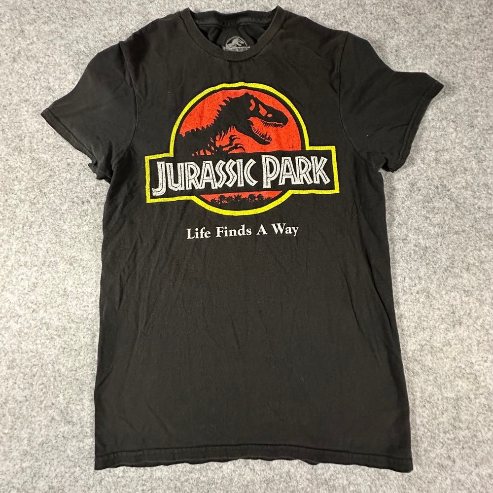 Jurassic World Jurassic Park T-Shirt Mens Small Black Life Finds A Way Graphic